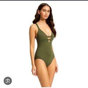 SEAFOLLY - Women's Collective Deep V One Piece - Swimsuit size 10 US 6